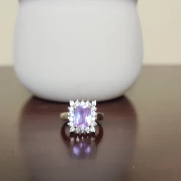 Lavender Gemstone Ring - Picture 7 of 7